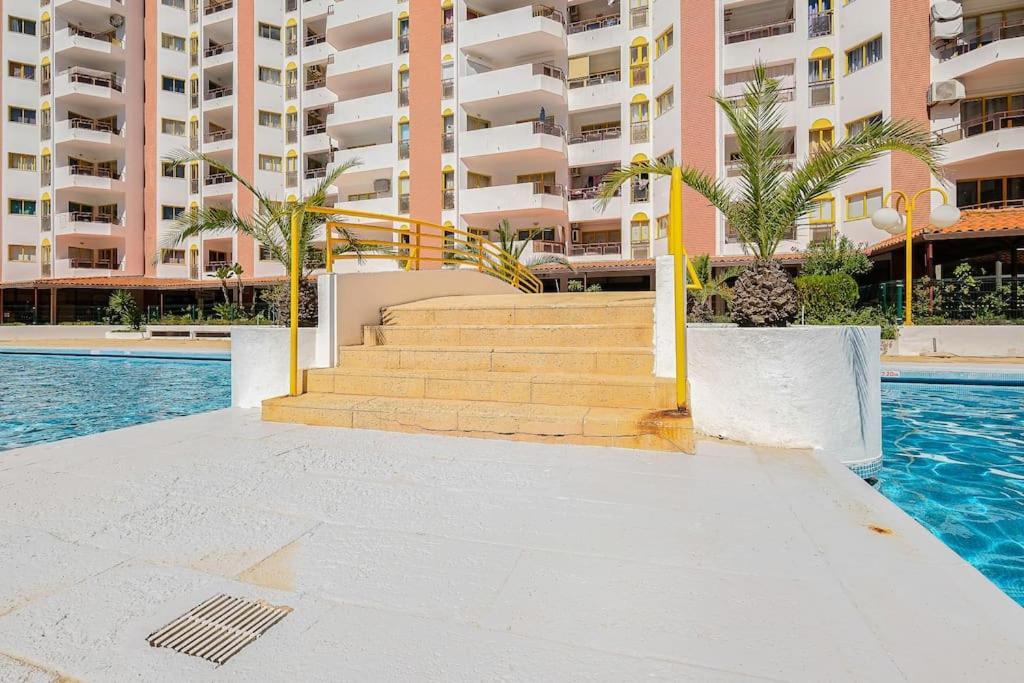 T2 With Pool, 300M From The Beach Portimão Esterno foto
